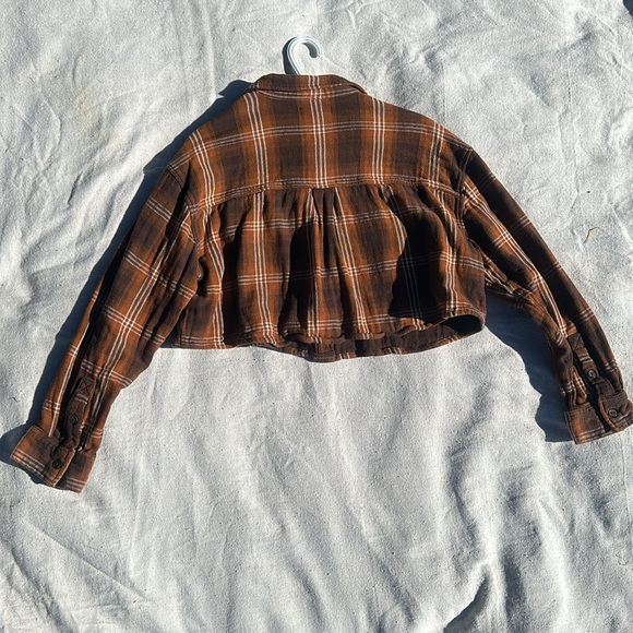 Cropped flannel - Picture 6 of 6